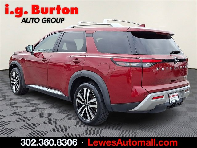 Used 2023 Nissan Pathfinder Platinum image 4