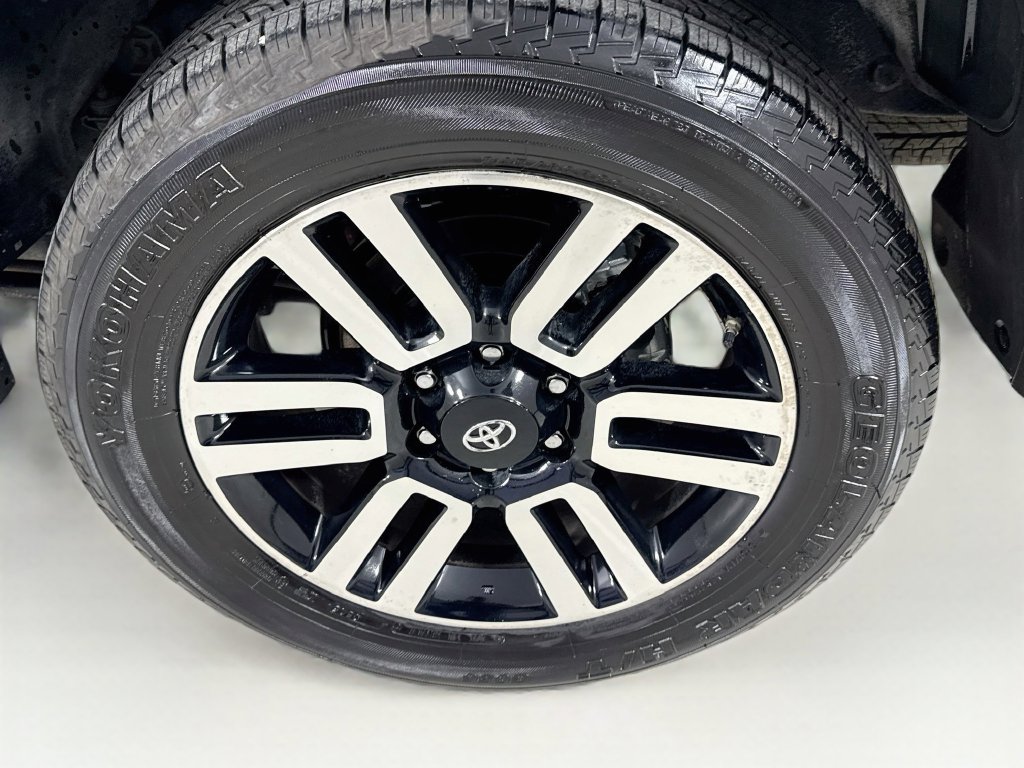 Used 2018 Toyota 4Runner Limited AWD/4WD image 39