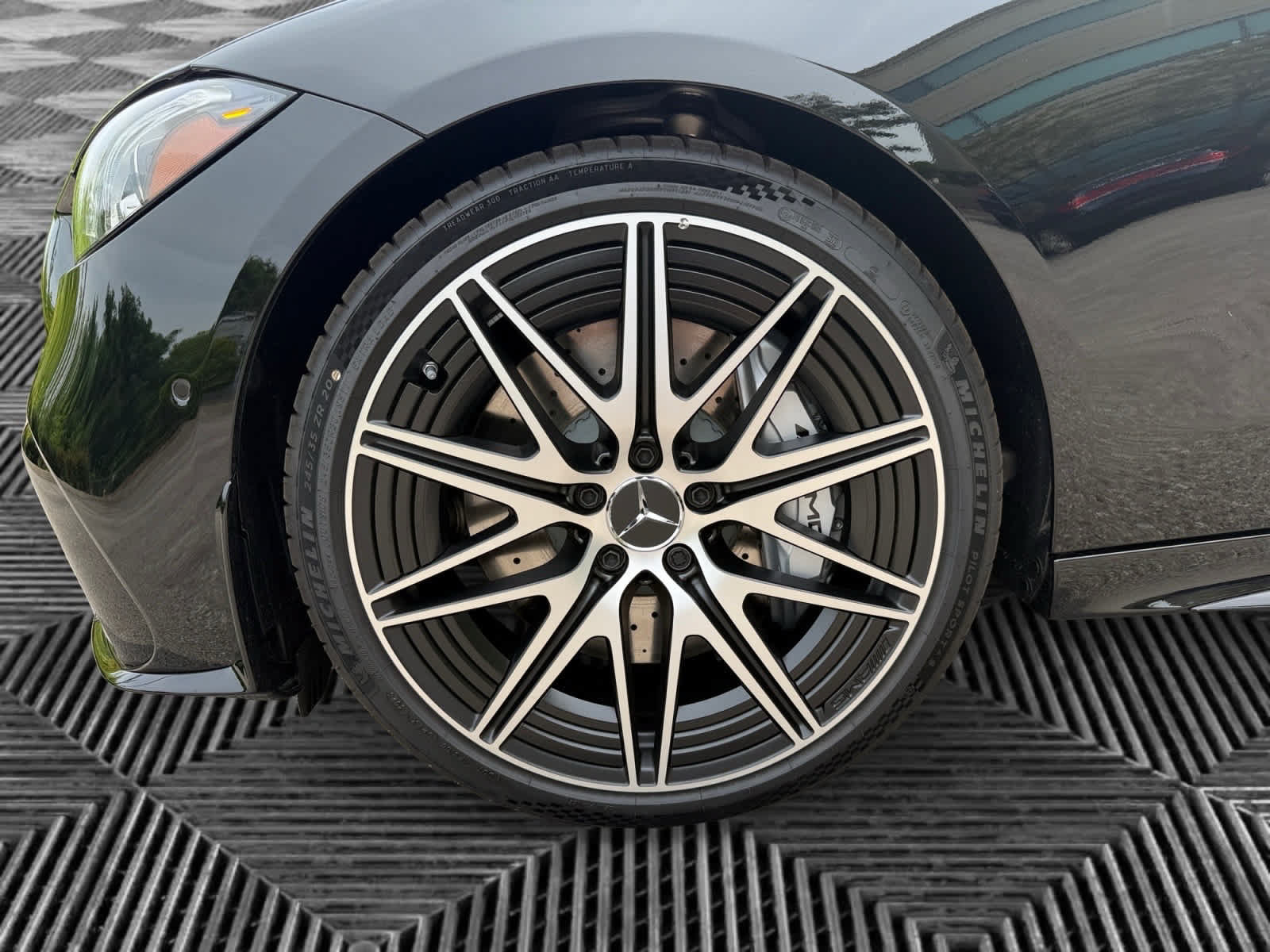 New 2026 Mercedes-Benz C 43 AMG 4MATIC Sedan image 9