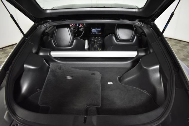 Certified 2024 Nissan Z Performance w/ Floor Mat Package RWD image 32