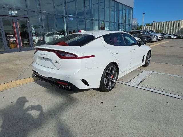 Used 2021 Kia Stinger GT1 image 4