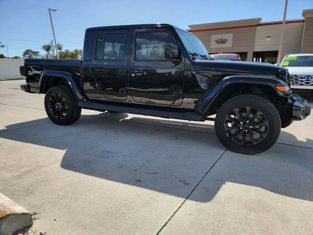 Used 2021 Jeep Gladiator Overland image 6