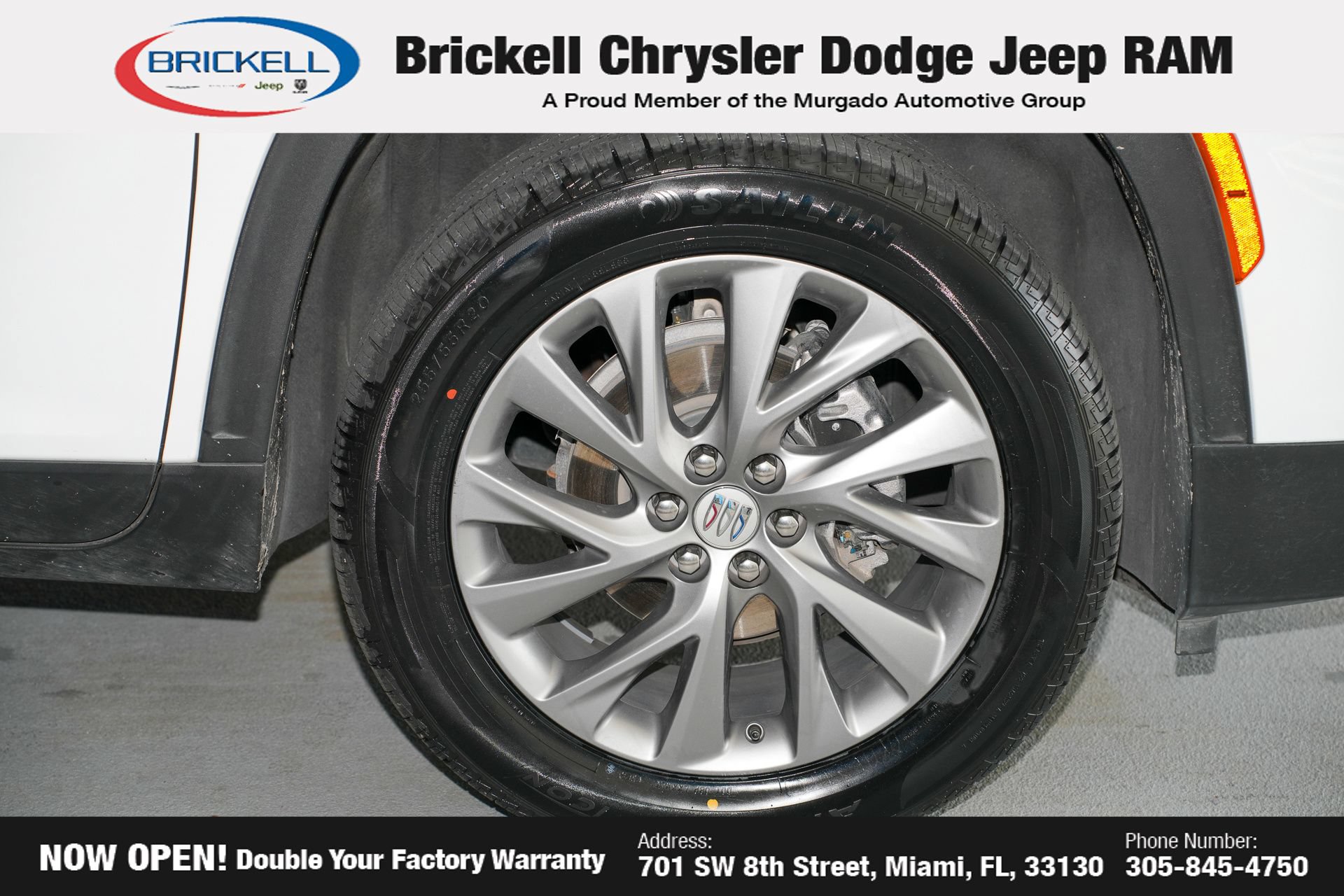 Used 2025 Buick Enclave Preferred FWD image 46
