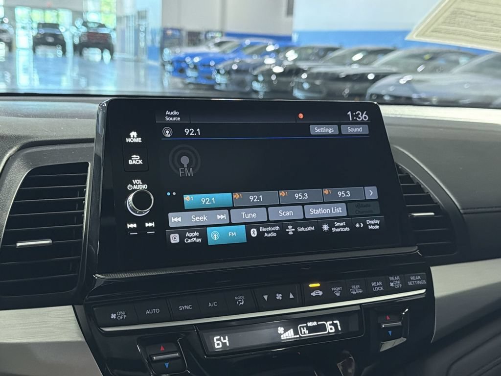 Used 2025 Honda Odyssey EX-L image 37