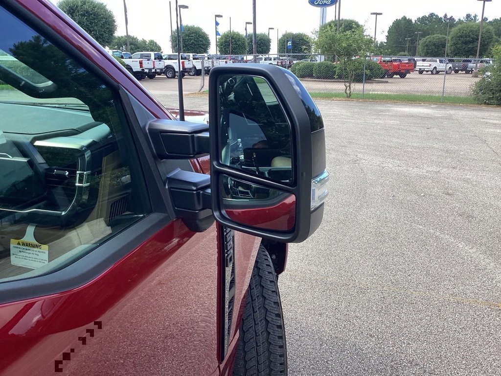 New 2025 Ford F250 Lariat w/ Black Appearance Package image 24