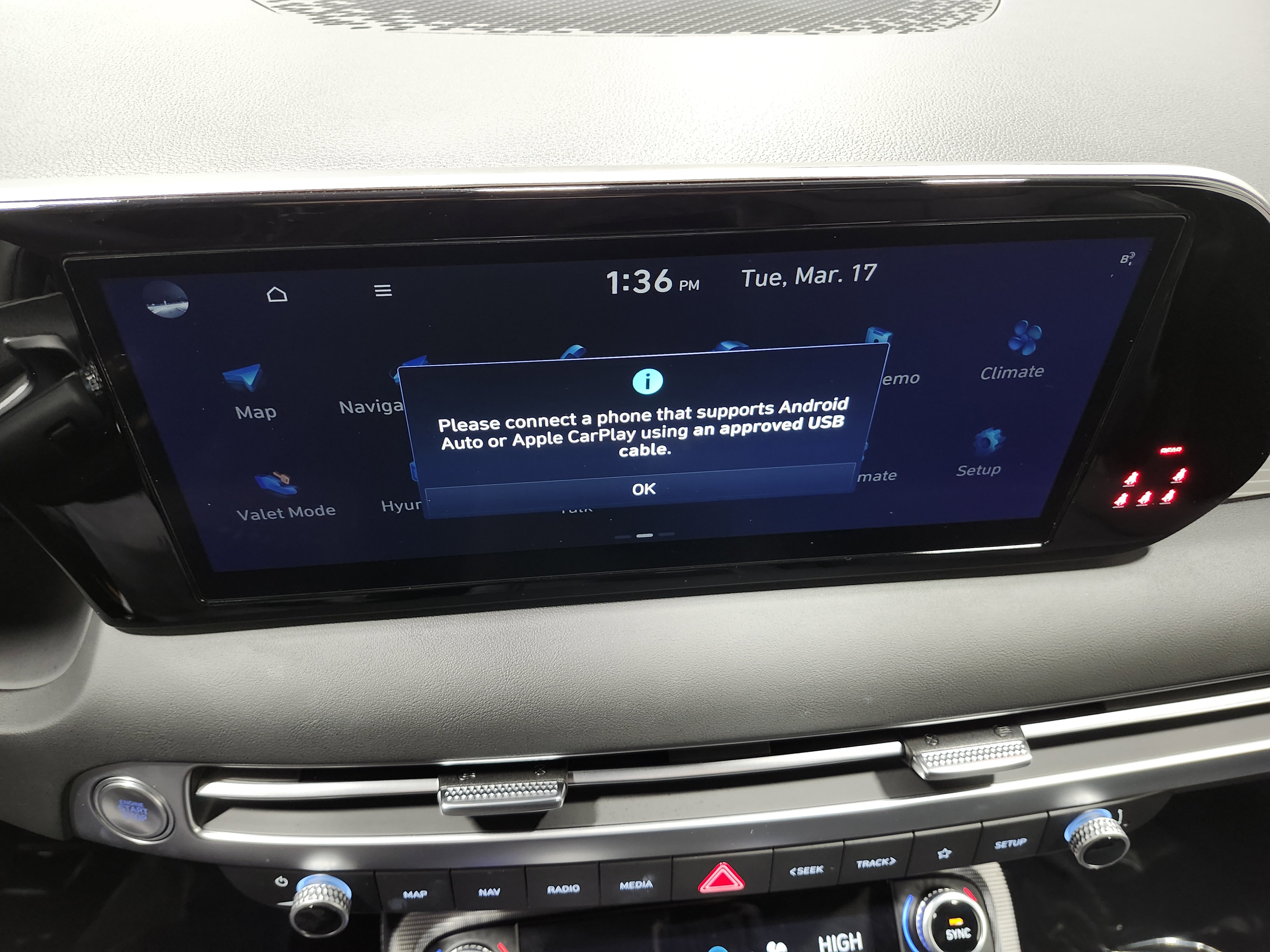 Used 2025 Hyundai Palisade Calligraphy image 8