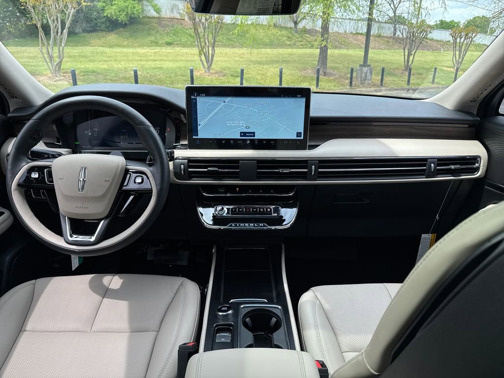 New 2026 Lincoln Corsair Grand Touring AWD/4WD image 12