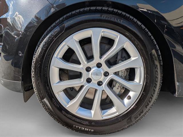 Certified 2025 Land Rover Range Rover Sport SE image 25