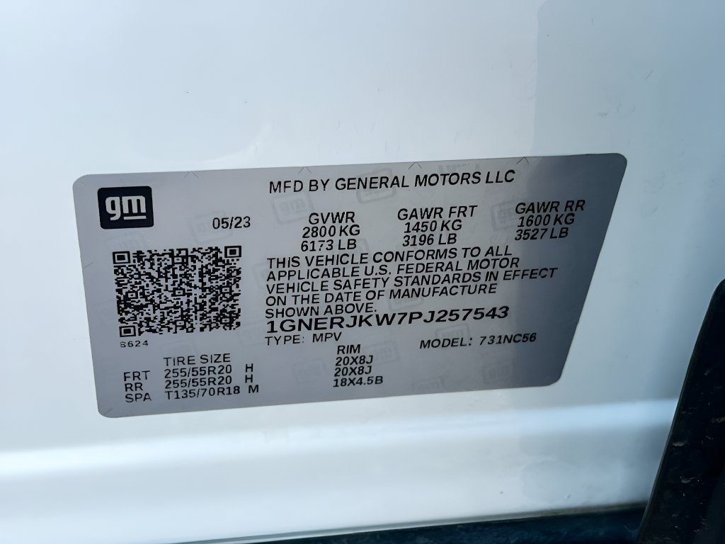 Used 2023 Chevrolet Traverse RS w/ LPO, Cargo Package FWD image 33