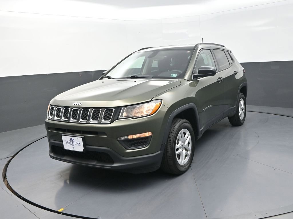 Used 2018 Jeep Compass Sport image 4