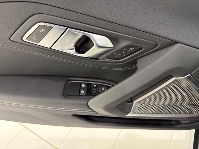 Used 2026 BMW Z4 M40i w/ Premium Package RWD image 13