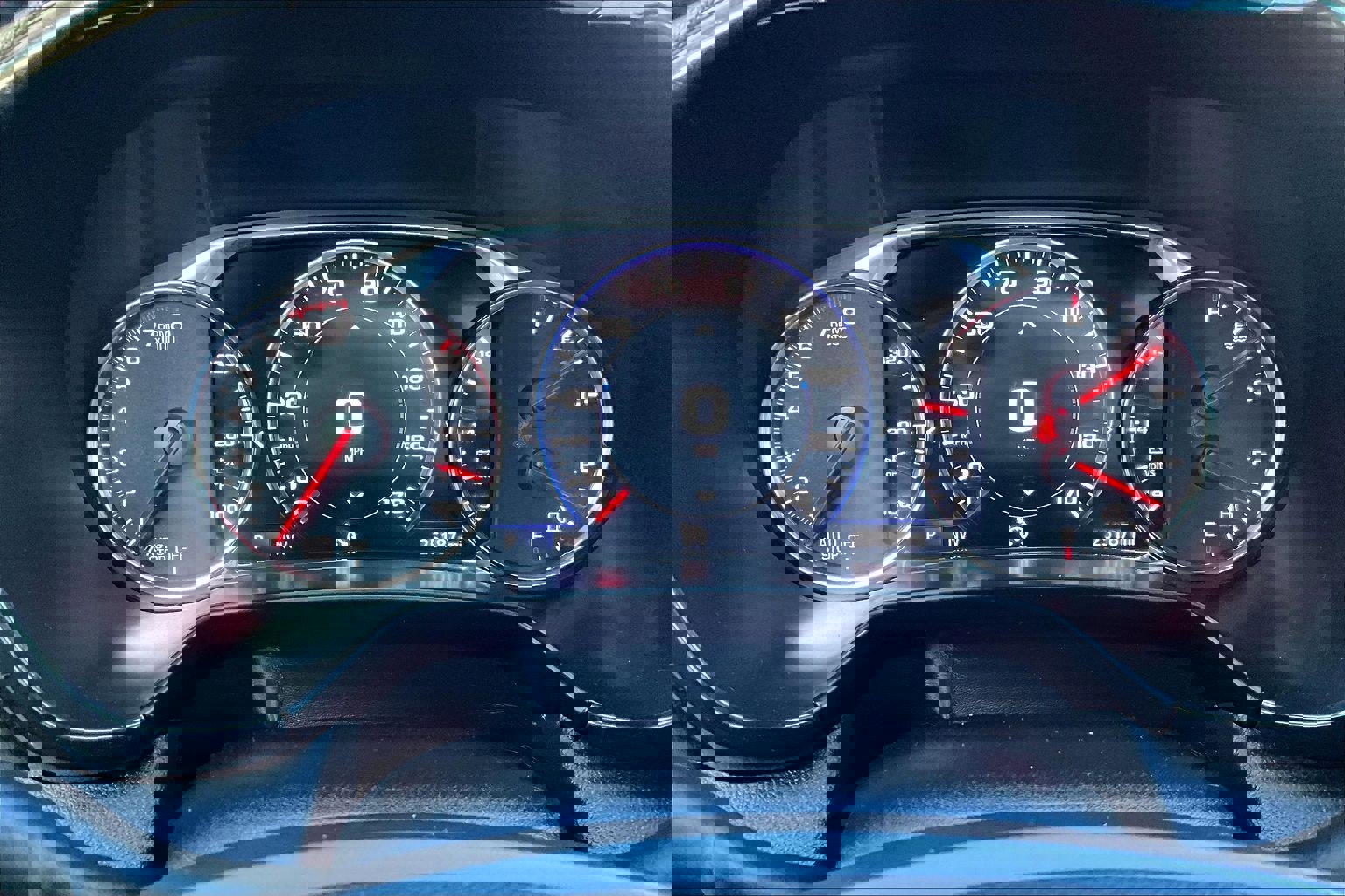 Used 2022 Chevrolet Blazer RS w/ Enhanced Convenience Package image 8