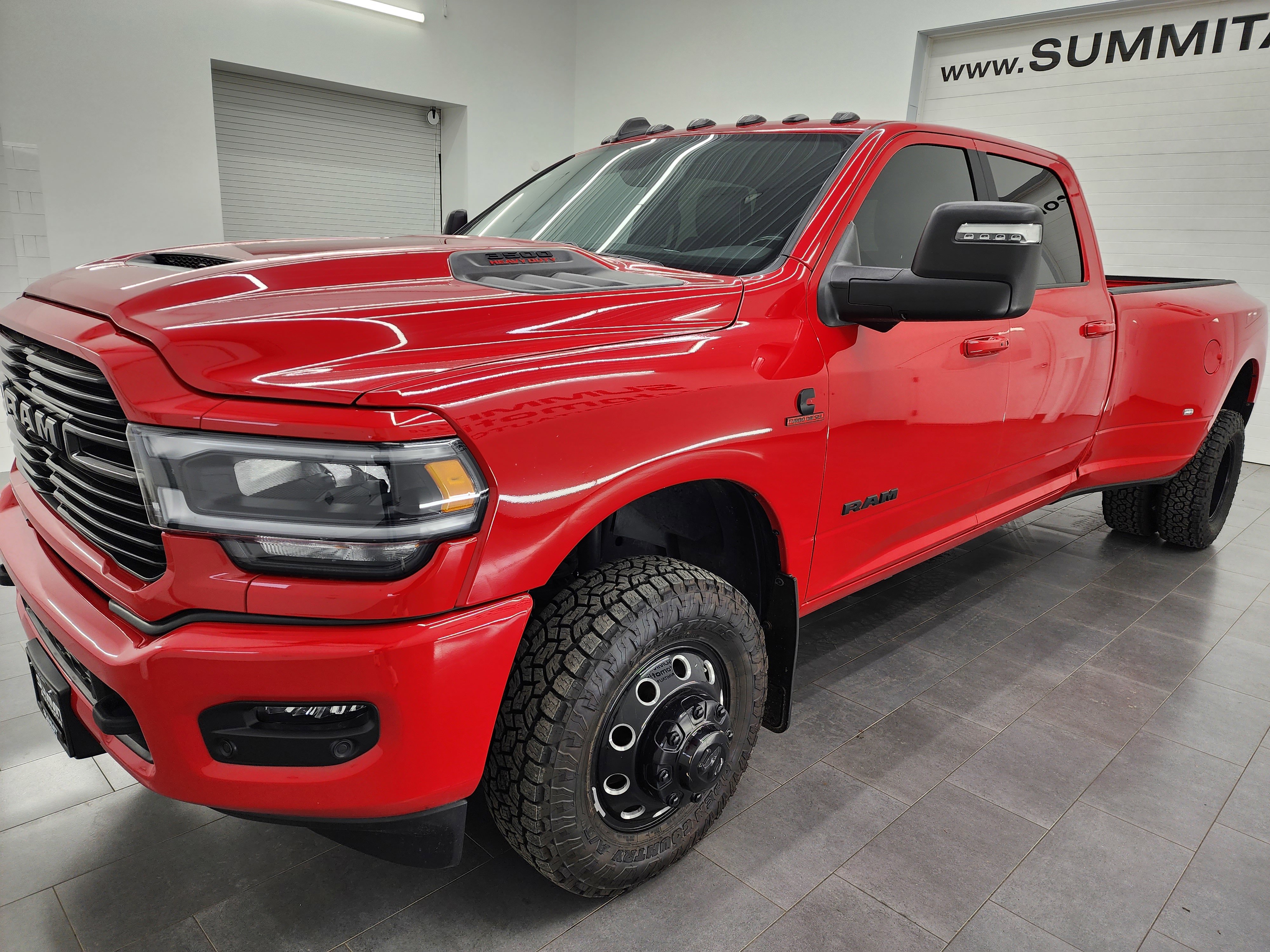 Used 2023 RAM 3500 Laramie image 7