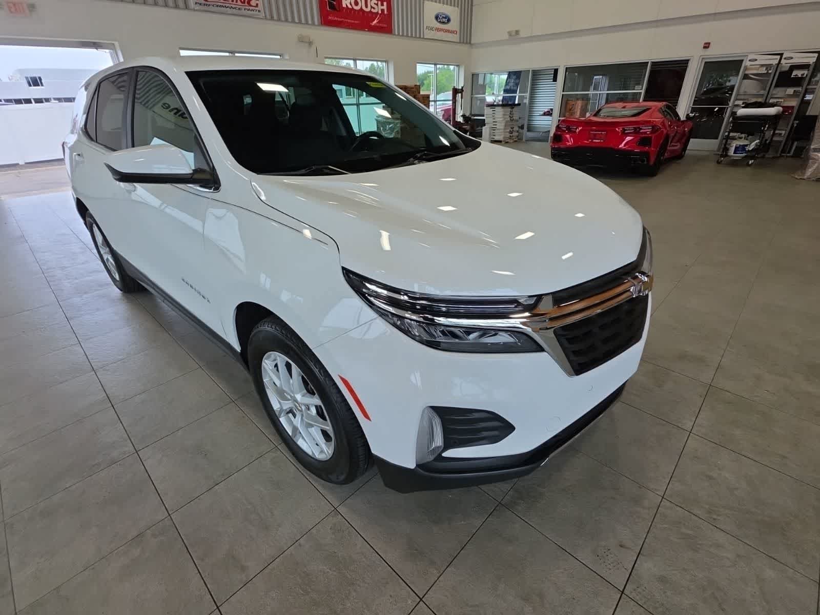 Used 2023 Chevrolet Equinox LT FWD image 6
