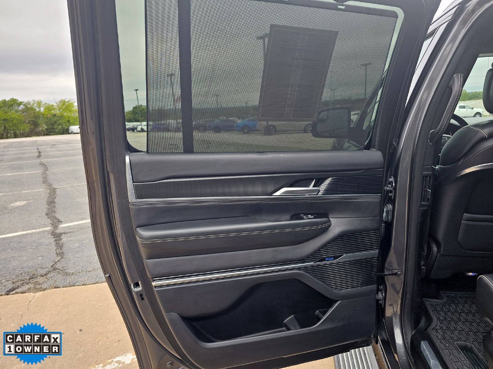 Used 2024 Jeep Grand Wagoneer L Series II w/ Quick Order Packagew 28T AWD/4WD image 34