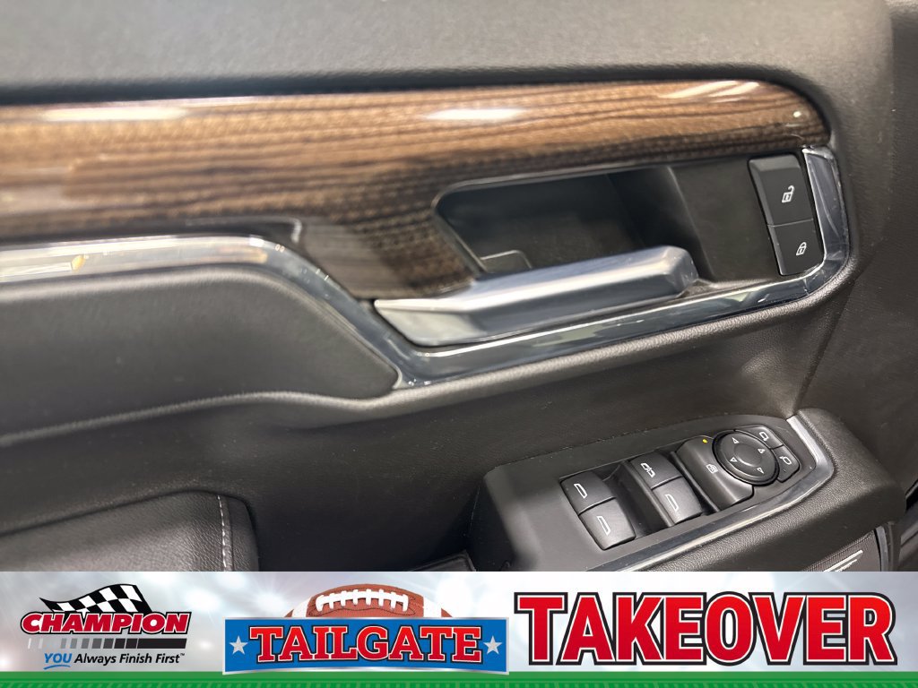 Used 2023 Chevrolet Silverado 1500 RST AWD/4WD image 21