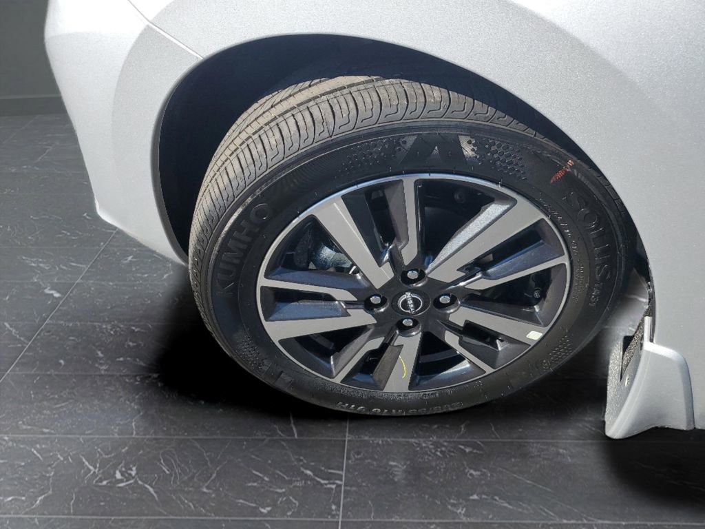 New 2025 Nissan Versa SV w/ Trunk Package image 32