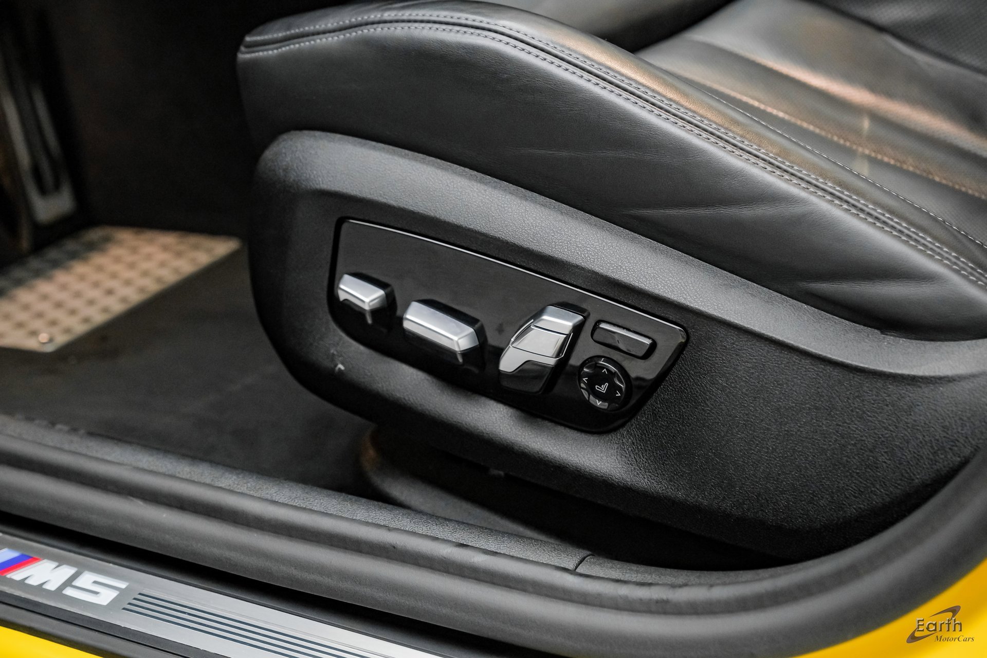 Used 2020 BMW M5 w/ Executive Package image 49