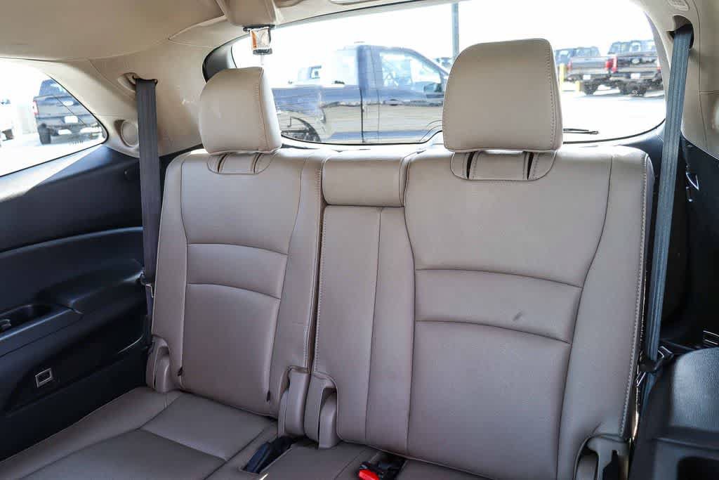 Used 2017 Honda Pilot Touring image 20