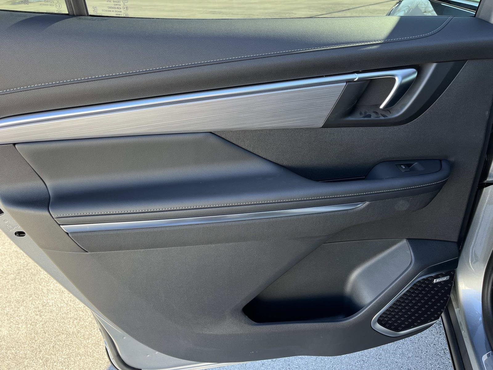 New 2026 Buick Enclave Preferred w/ Power Package image 18