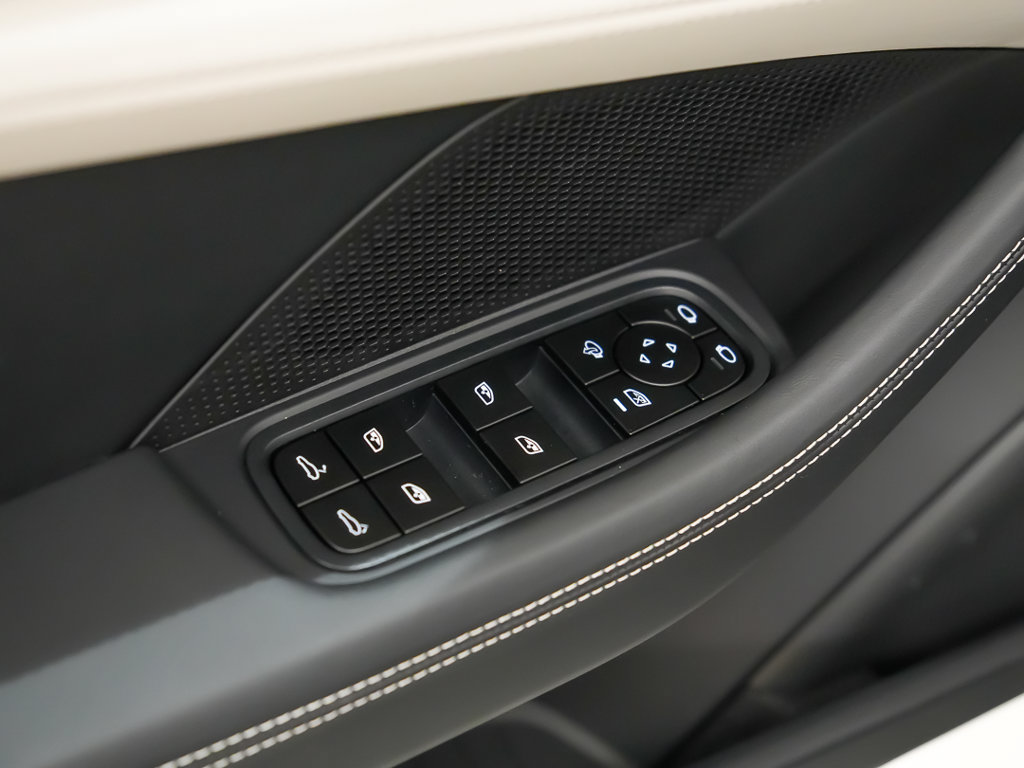 New 2026 Porsche Panamera 4 AWD/4WD image 22