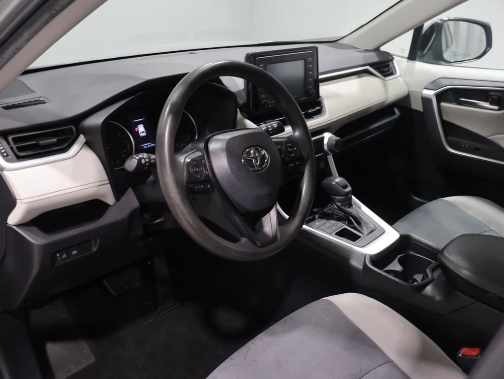 Used 2021 Toyota RAV4 XLE w/ Carpet Mat Package (TMS) AWD/4WD image 14