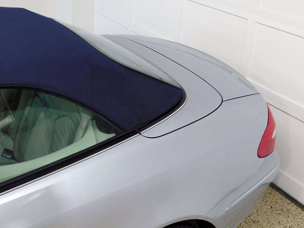 Used 2007 Mercedes-Benz CLK 350 Cabriolet image 27