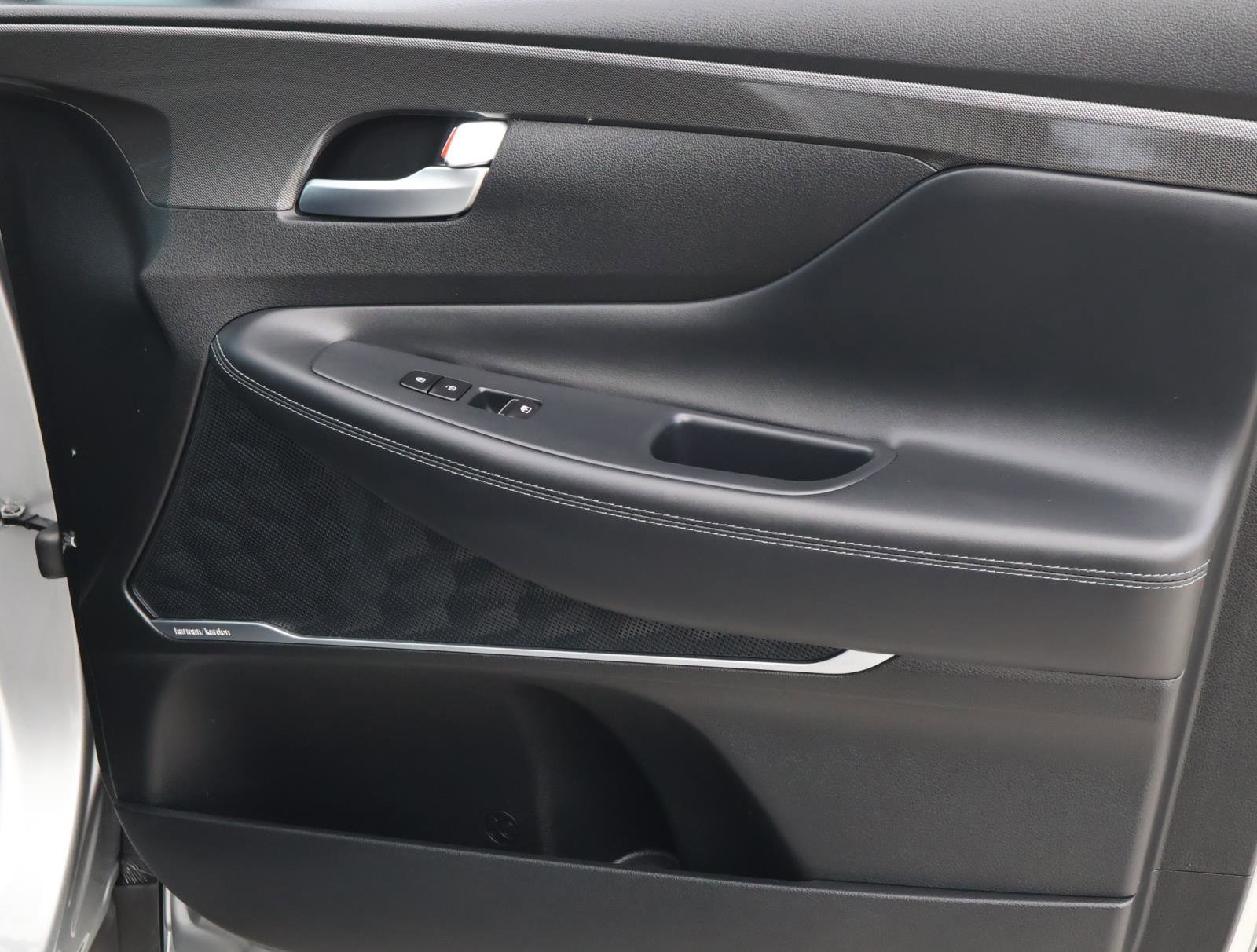 Used 2022 Hyundai Santa Fe Limited image 17