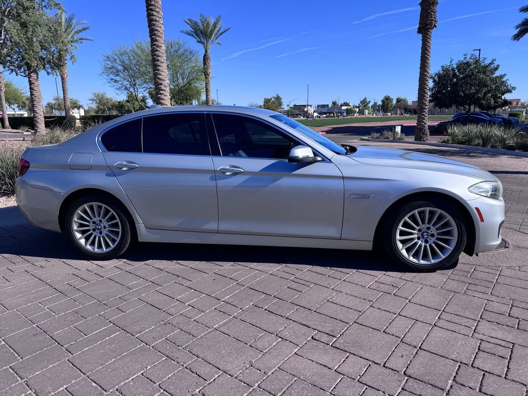 Used 2015 BMW 528i image 2