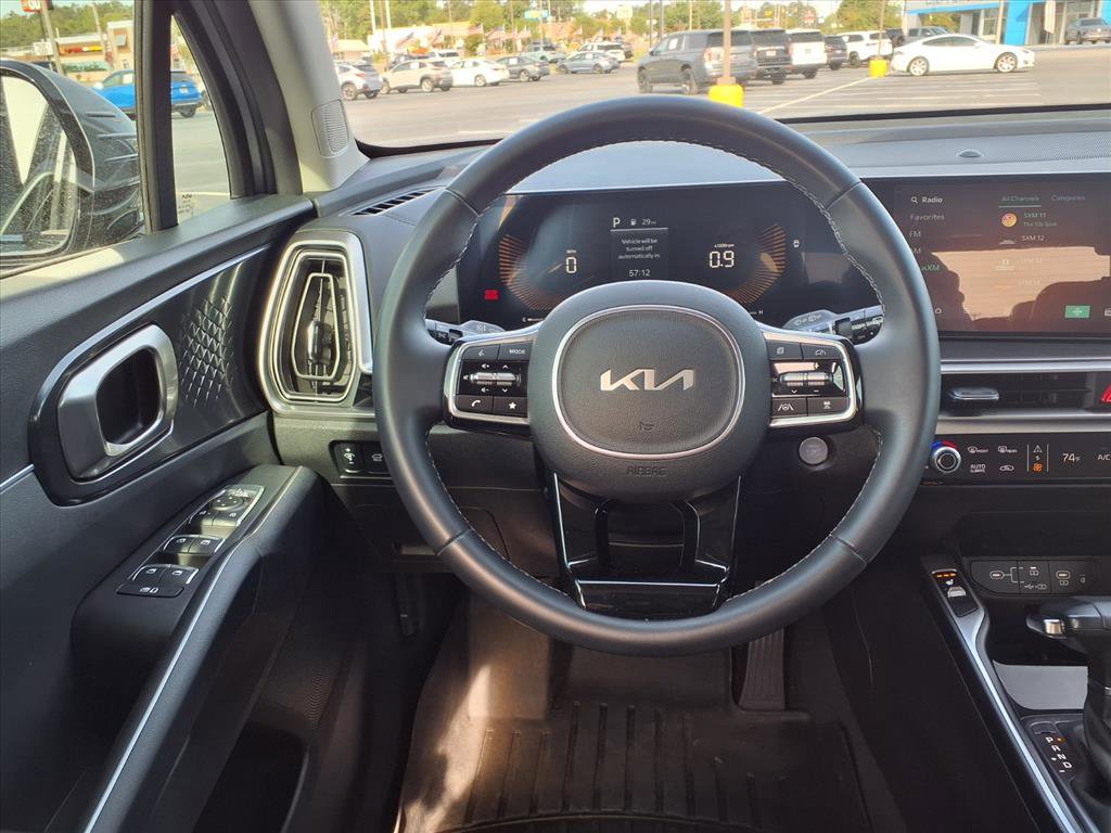 Used 2024 Kia Sorento EX image 25