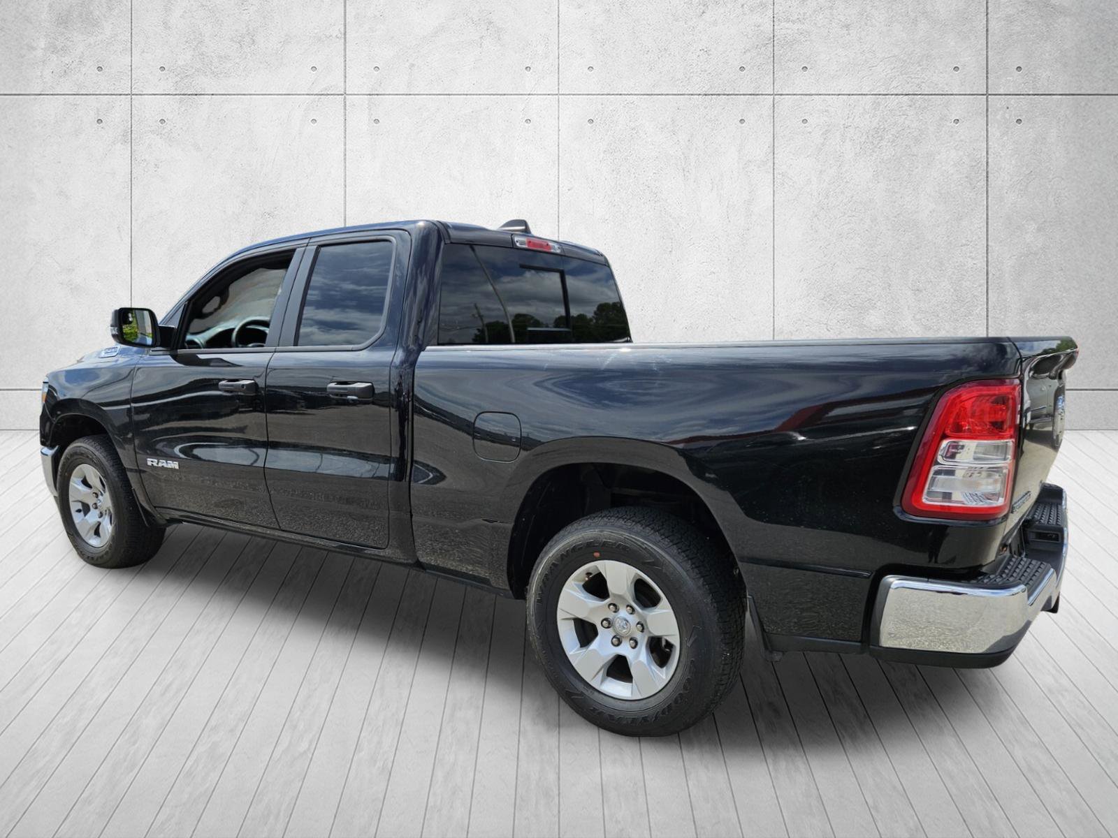 Used 2023 RAM 1500 Big Horn w/ Trailer Tow Group RWD image 5