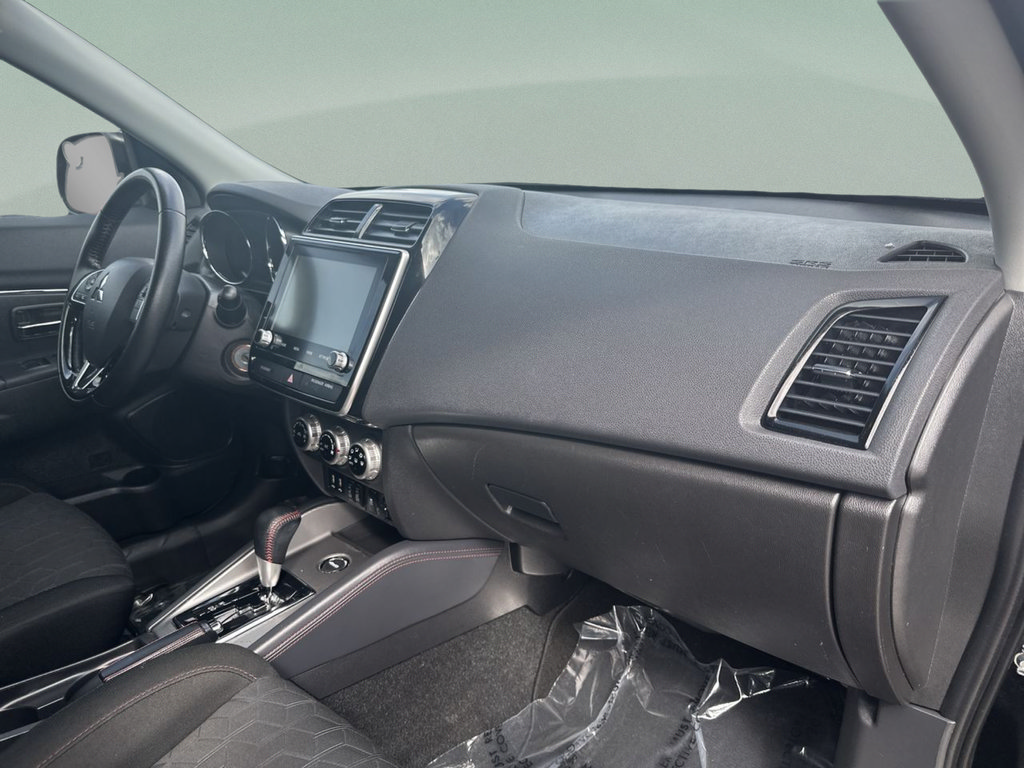 Used 2023 Mitsubishi Outlander Sport LE AWD/4WD image 36