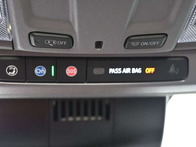 Used 2022 Chevrolet Silverado 1500 LTZ image 15