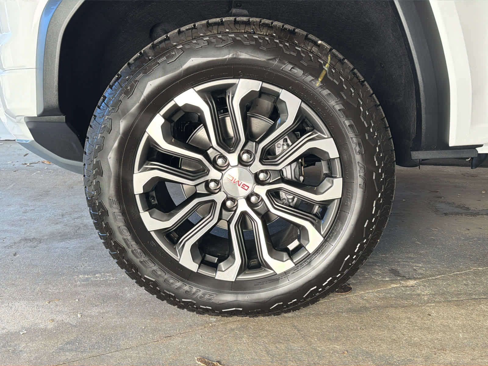 New 2026 GMC Canyon Denali image 11