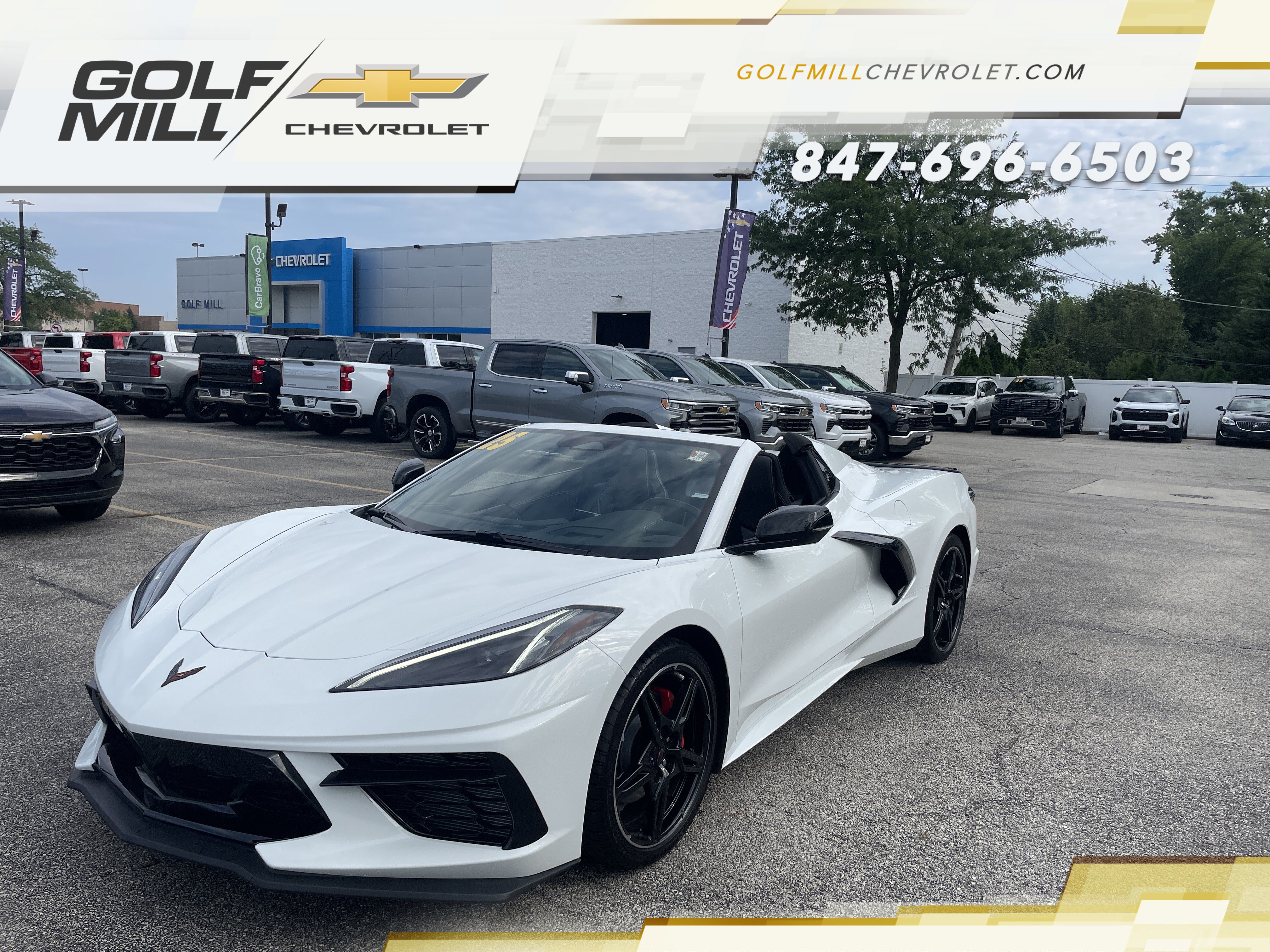 Used 2025 Chevrolet Corvette Stingray Preferred Conv w/ Stealth Interior Trim Package RWD image 13