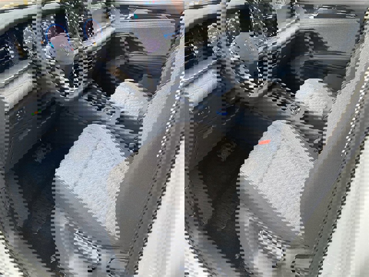 New 2025 Volkswagen Tiguan S image 14