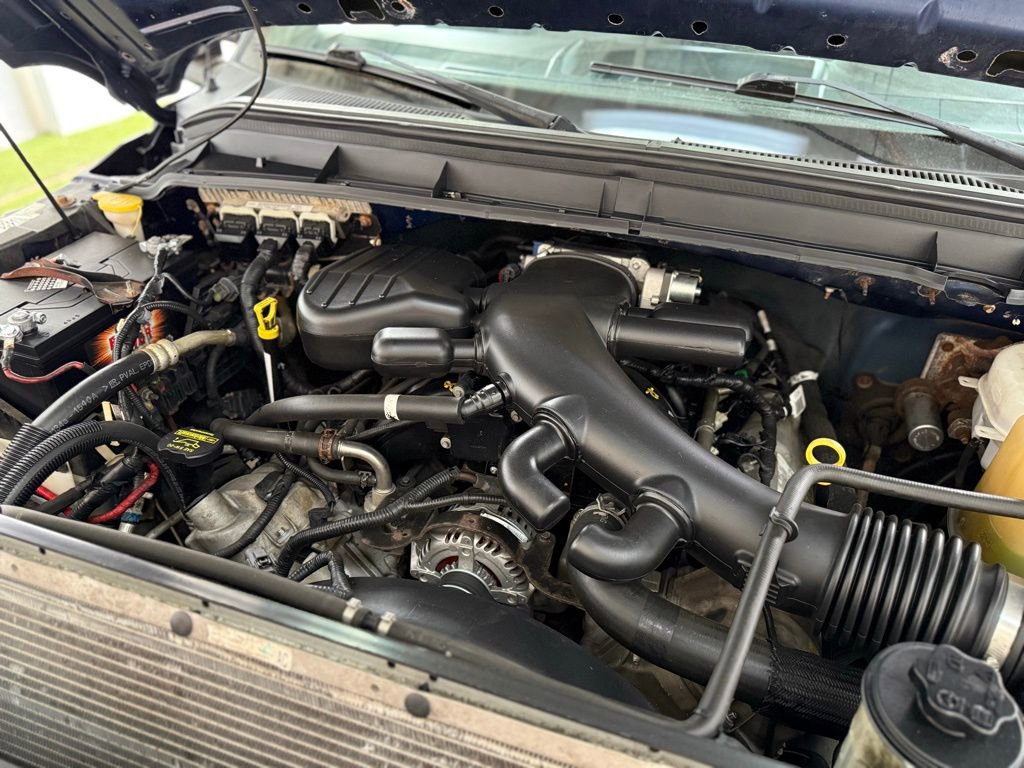 Used 2011 Ford F550 4x4 SuperCab Super Duty w/ PWR Equipment Group image 46