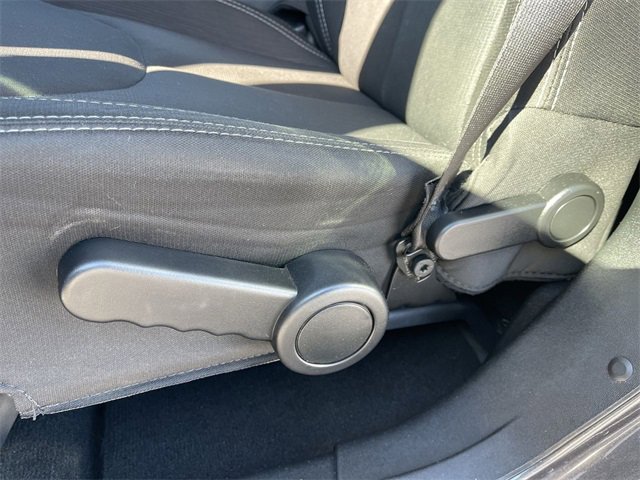 Used 2018 Jeep Wrangler Unlimited Sahara w/ Dual Top Group image 12