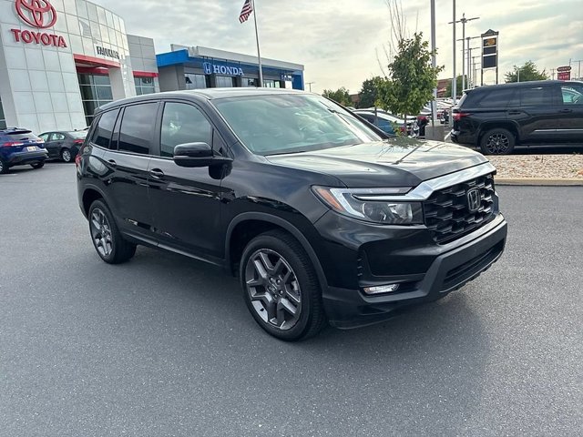 Used 2023 Honda Passport EX-L image 2