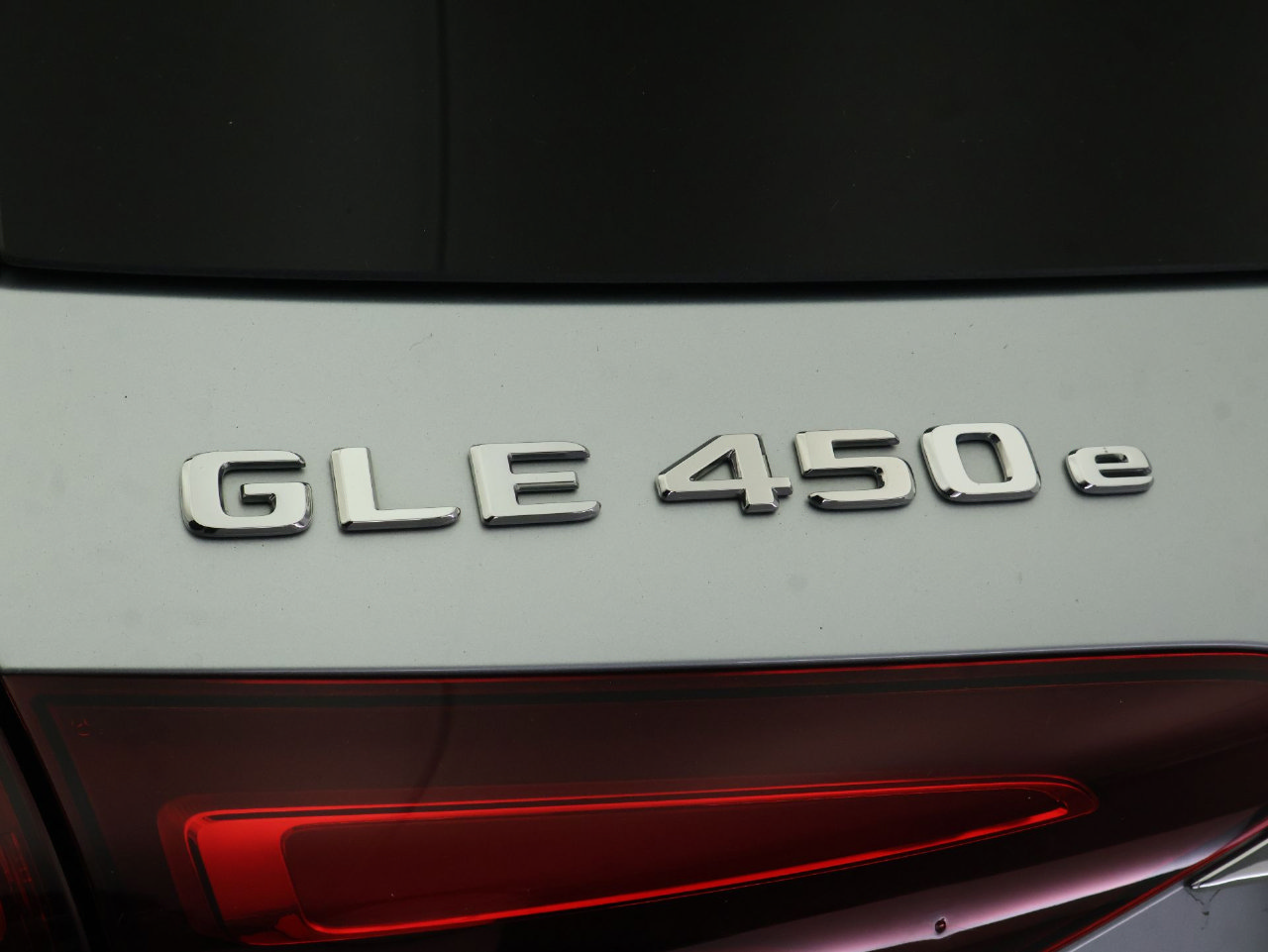 Certified 2024 Mercedes-Benz GLE 450e 4MATIC image 19