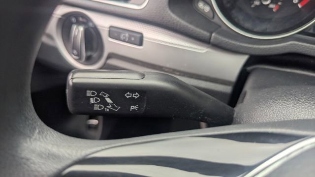 Used 2017 Volkswagen Passat 1.8T S image 27