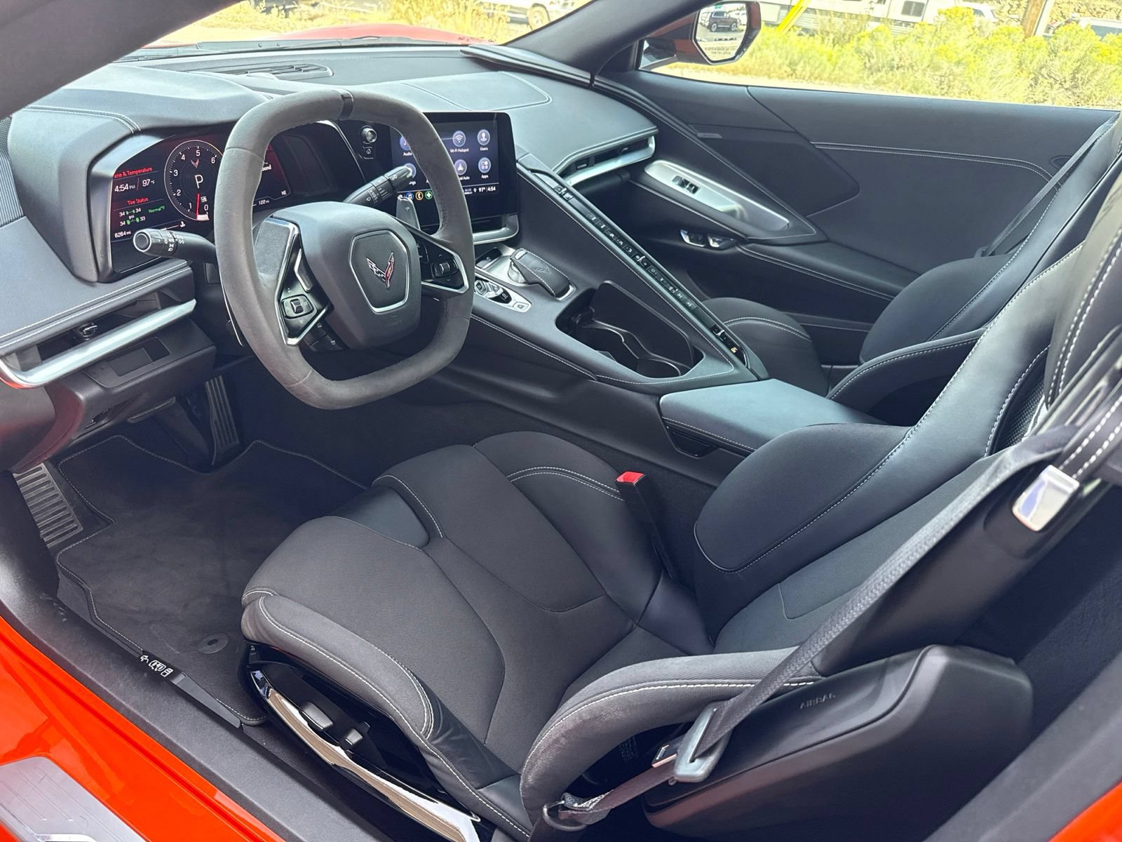Used 2021 Chevrolet Corvette Stingray Coupe w/ Z51 Performance Package RWD image 26