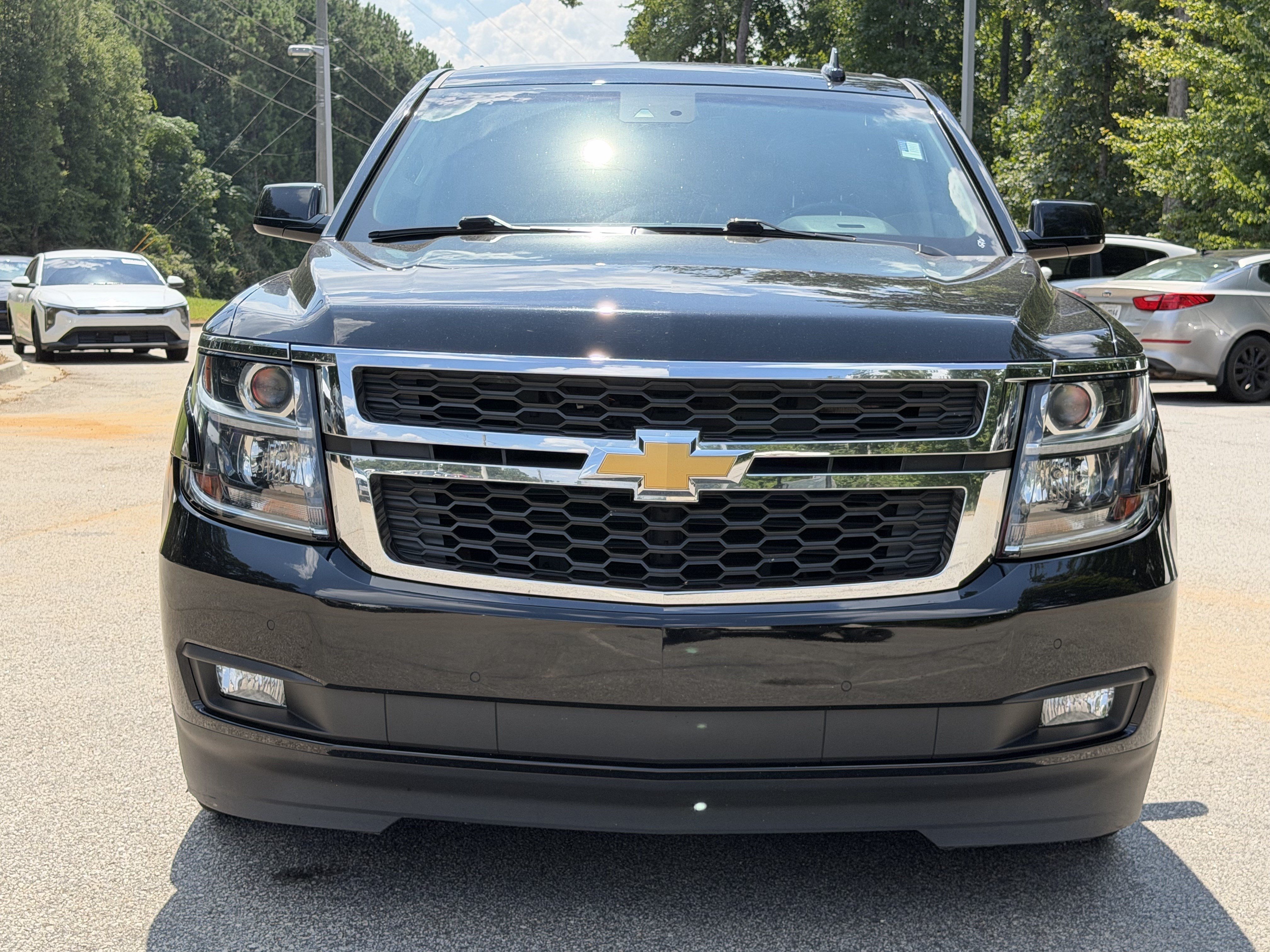 Used 2018 Chevrolet Tahoe LT w/ Luxury Package RWD image 30