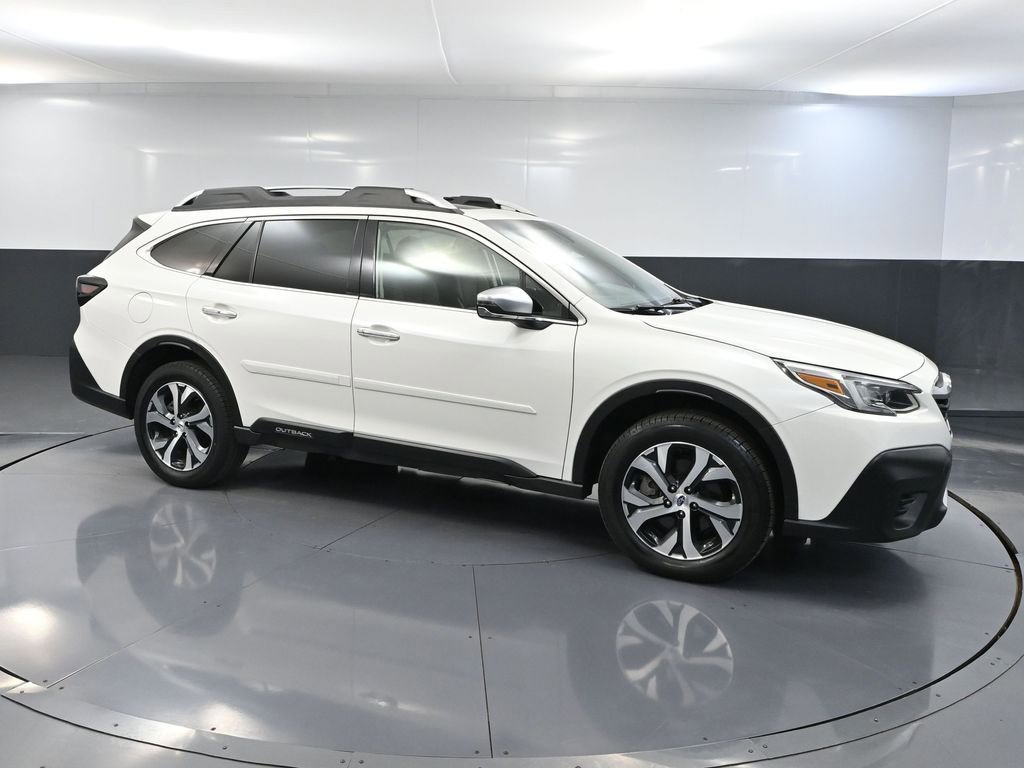 Used 2022 Subaru Outback Touring XT AWD/4WD image 4
