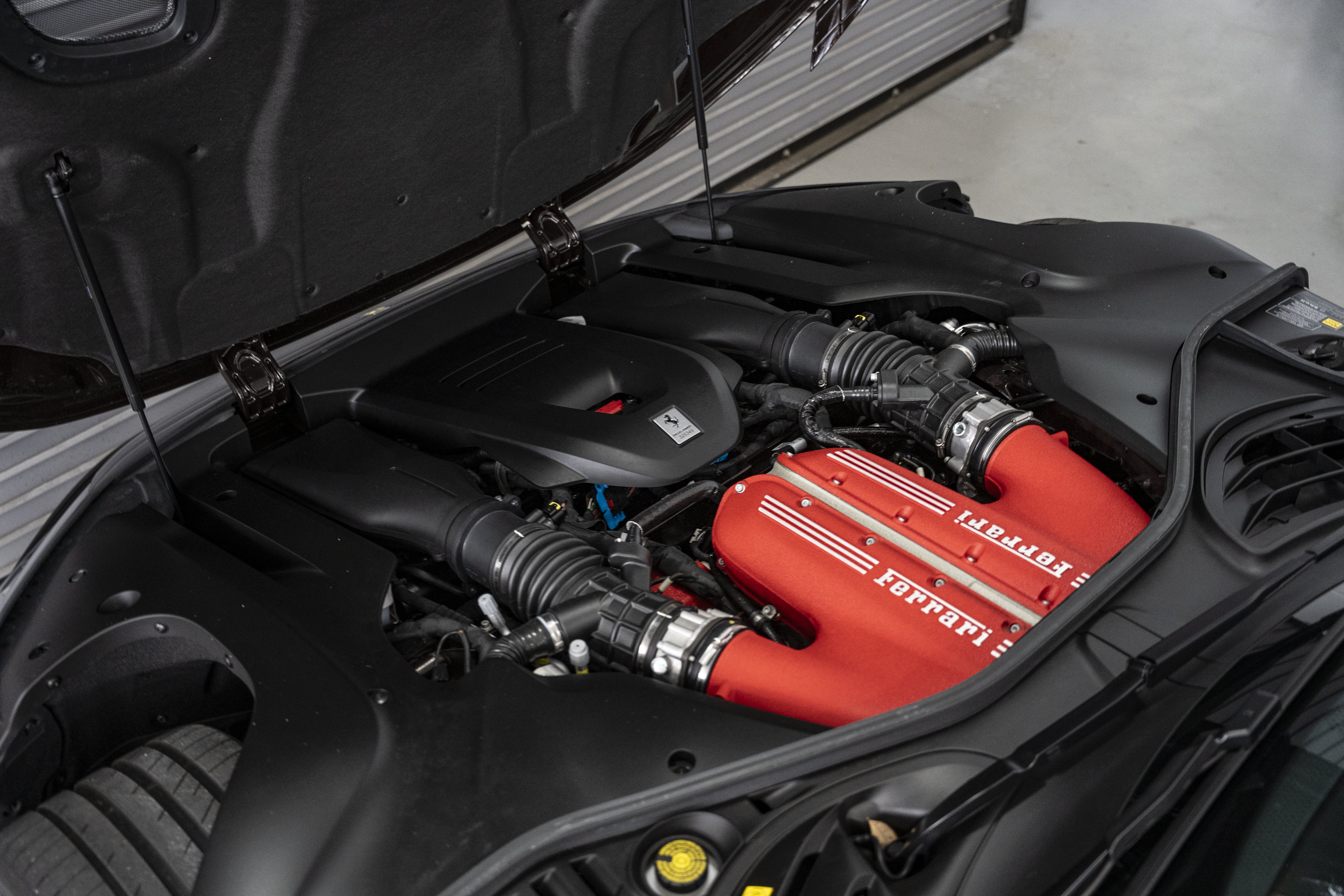 Used 2025 Ferrari 12Cilindri RWD image 50