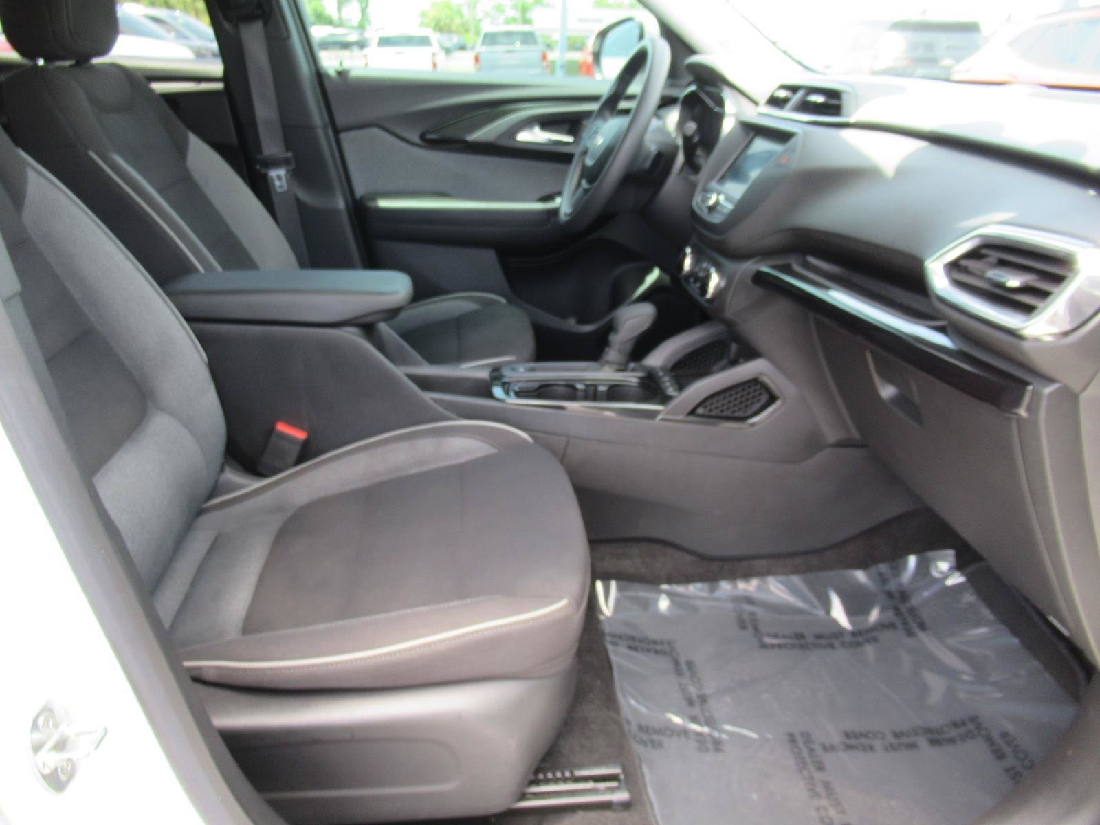 Certified 2023 Chevrolet TrailBlazer LT FWD image 10