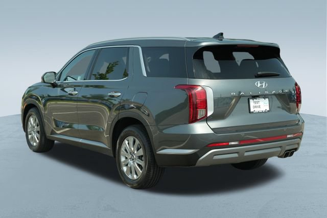 Used 2025 Hyundai Palisade SEL FWD image 6