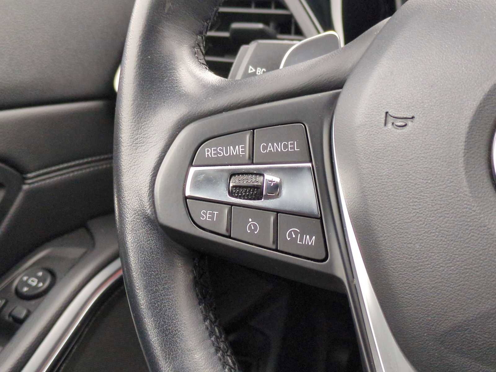 Used 2020 BMW 330i xDrive Sedan w/ Premium Package image 25