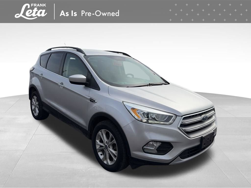 Used 2017 Ford Escape SE w/ Equipment Group 201A image 8