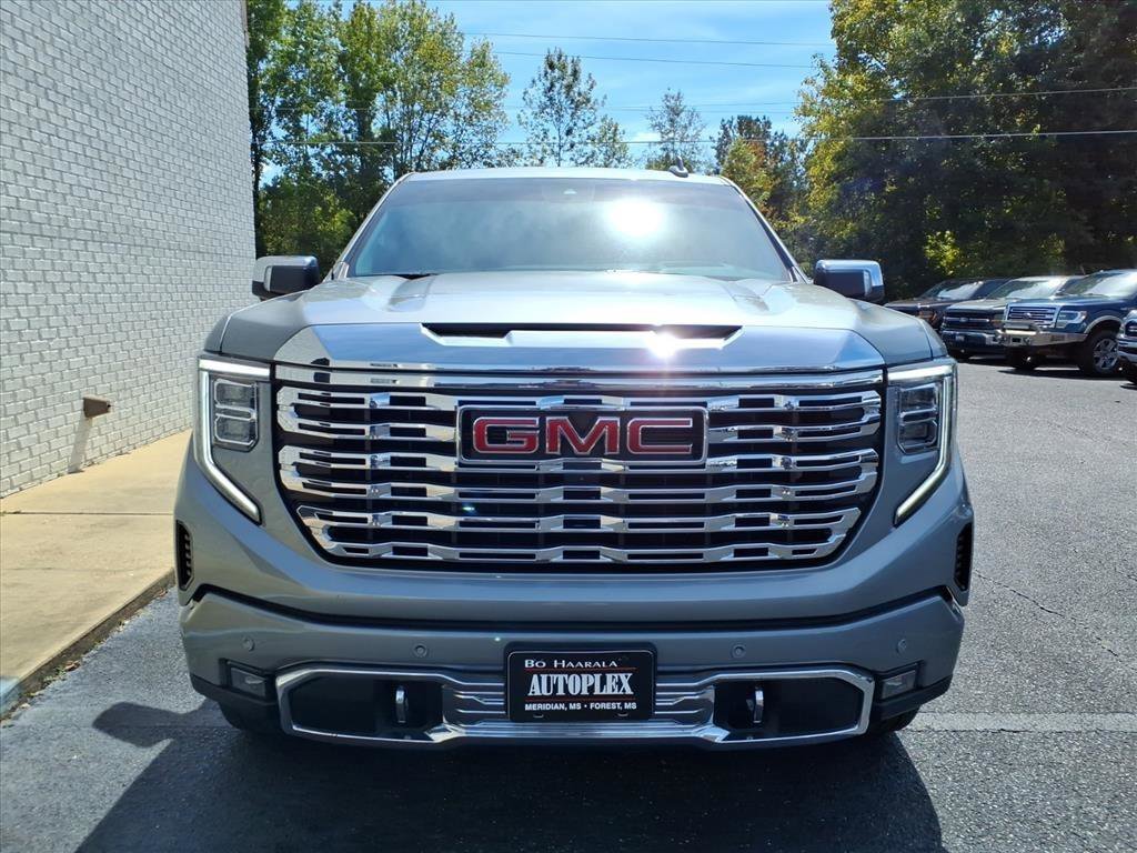 Used 2024 GMC Sierra 1500 Denali w/ Denali Reserve Package image 2